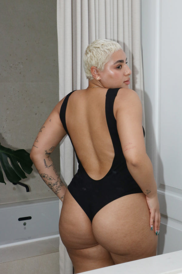 Backless Thong Bodysuit in Black - MARY YOUNG