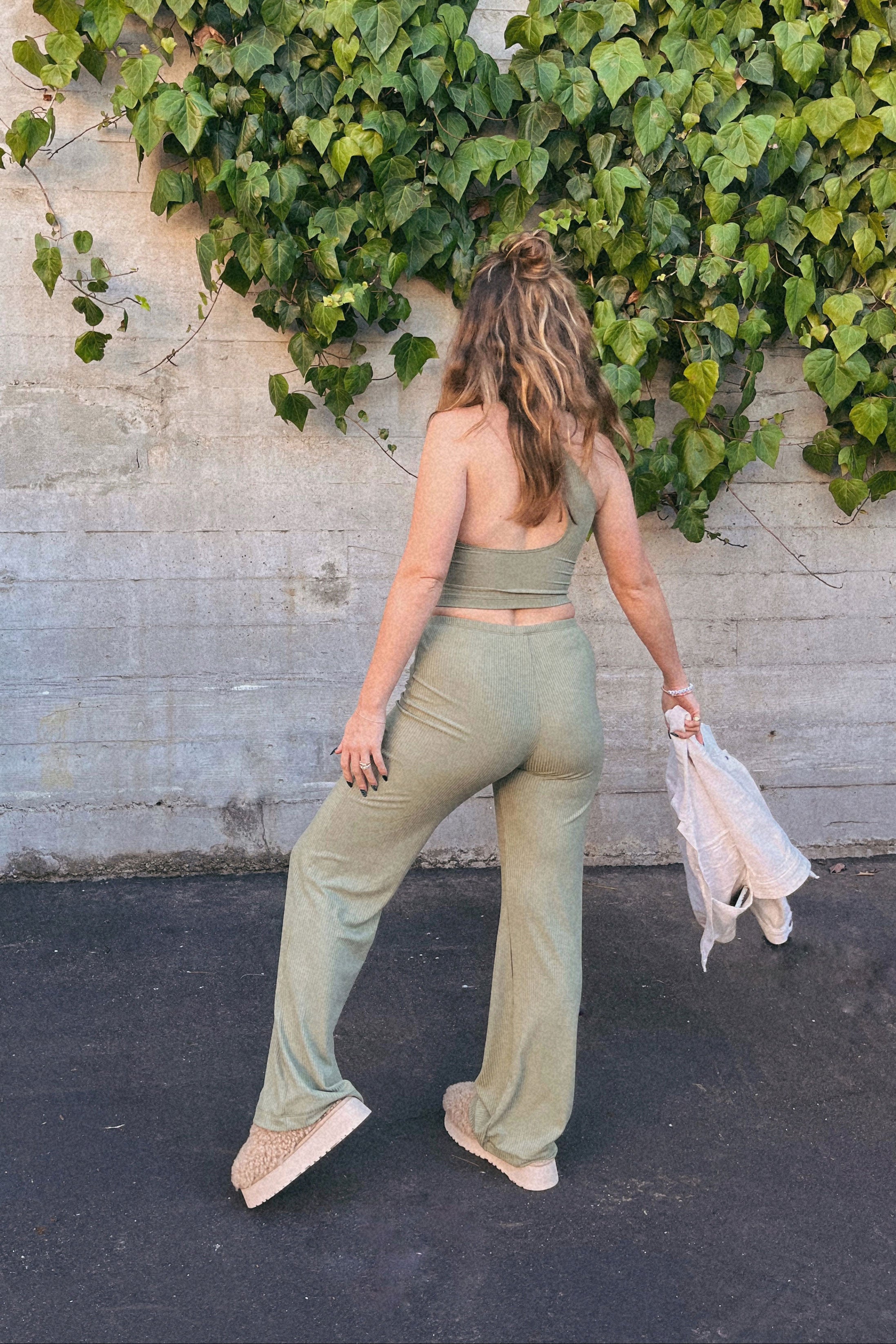 Landry Pant in Sage Rib Sample